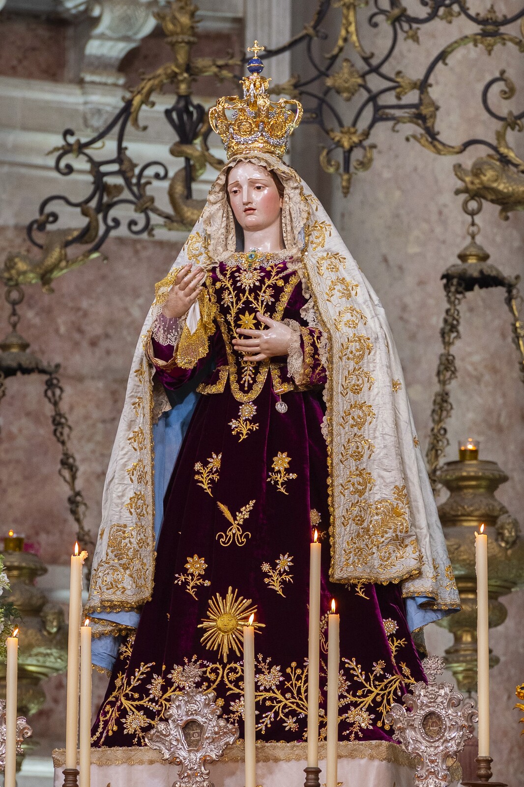 Renda de Bilros de Peniche na Coroação Pontifícia de Nossa Senhora da Soledad