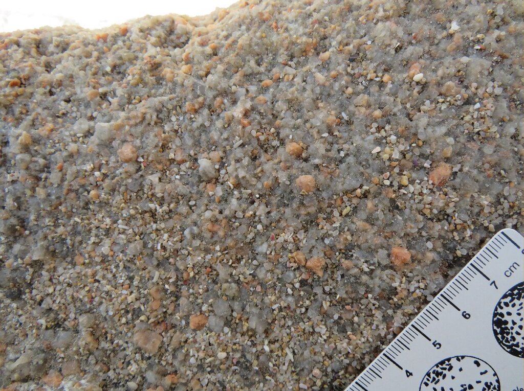 Arenito com gr&atilde;os rosados