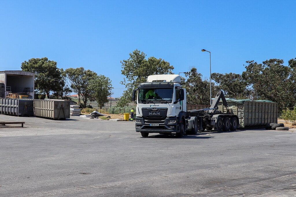 CRRU/Esta&ccedil;&atilde;o de Transfer&ecirc;ncia de Res&iacute;duos S&oacute;lidos (ETRS) de Atouguia da Baleia